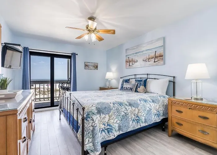 Apartment Regatta 105b By Youngs Suncoast